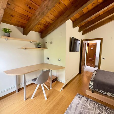 La Llardana Pension Benasque Buitenkant foto