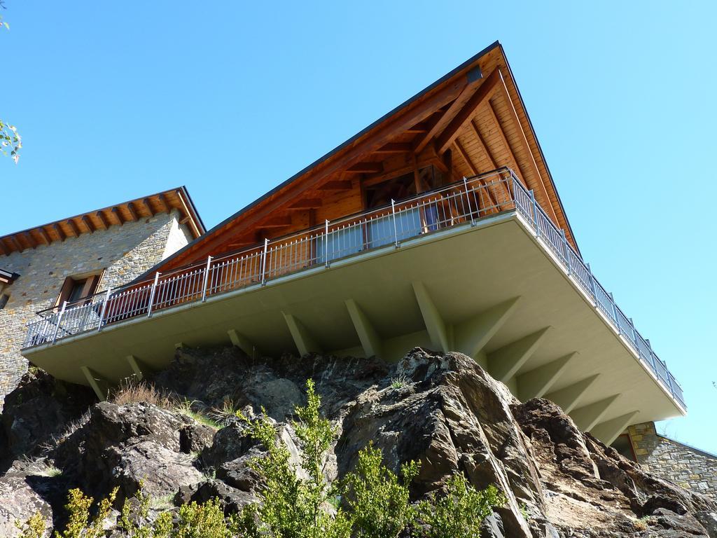 La Llardana Pension Benasque Buitenkant foto
