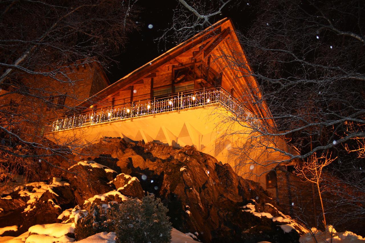 La Llardana Pension Benasque Buitenkant foto